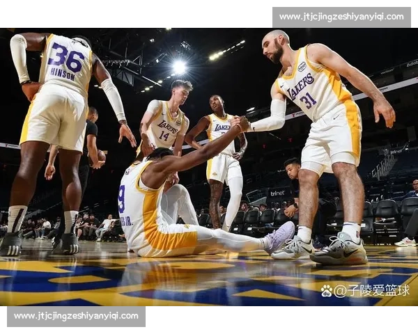 湖人对阵热火总决赛G2全场录像回放精彩瞬间解析关键对决战术复盘